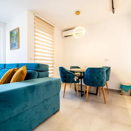 Апартаменты Todorovic Lux *