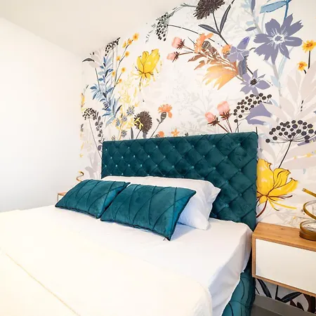 Todorovic Lux * Врнячка-Баня