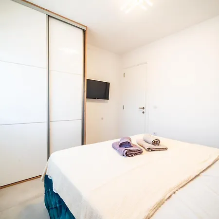 Апартаменты Todorovic Lux *